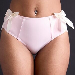 Pink & Cream Ruffle Bow‎ Swim Bottoms Hot Topic